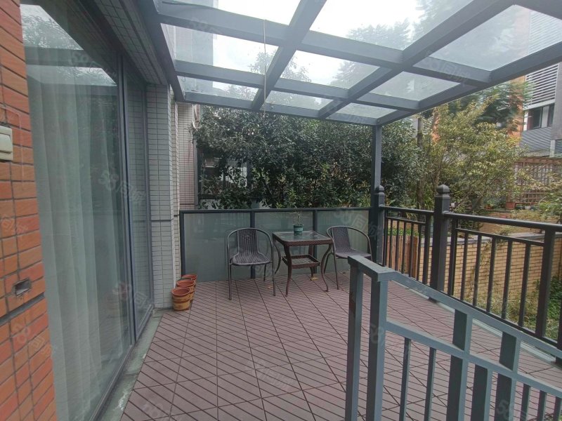 彩叠园1b期(别墅)4室2厅3卫215.07㎡南335万