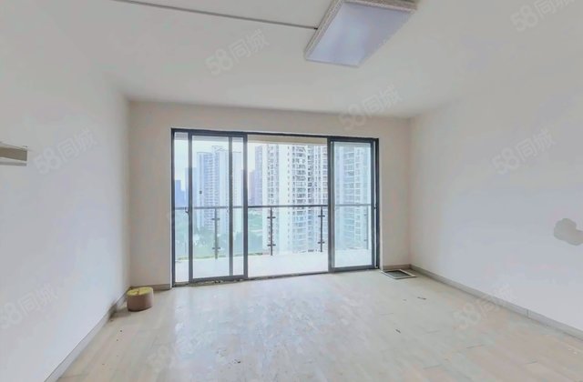 观山小区4室2厅143㎡215万二手房图片