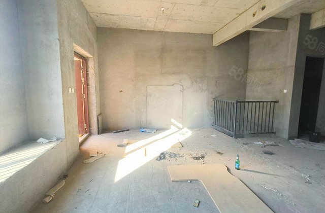 金辉中央云著4室2厅267㎡280万二手房图片