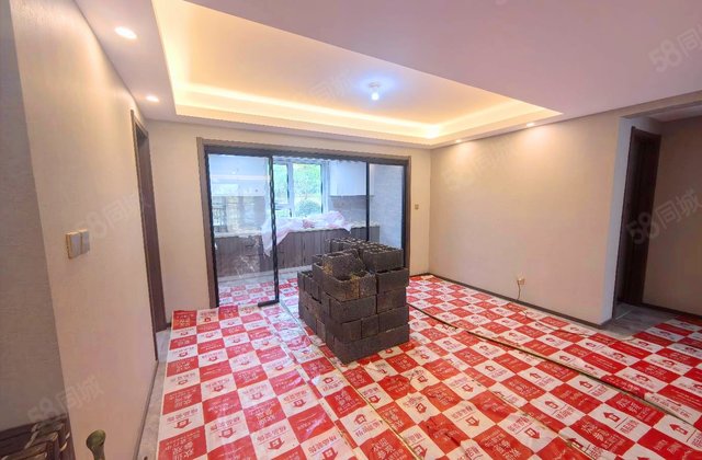 万科惠斯勒小镇6室2厅164.6㎡139万二手房图片