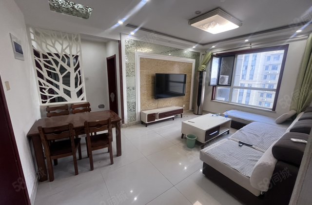 单价    多开发区东昌路当代东星光开发星美精装三室电梯房