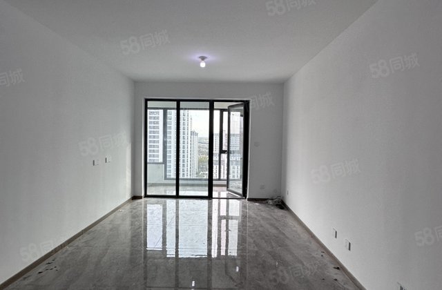 区政府 城市芳华 带储 南北通透 全明户型   楼层