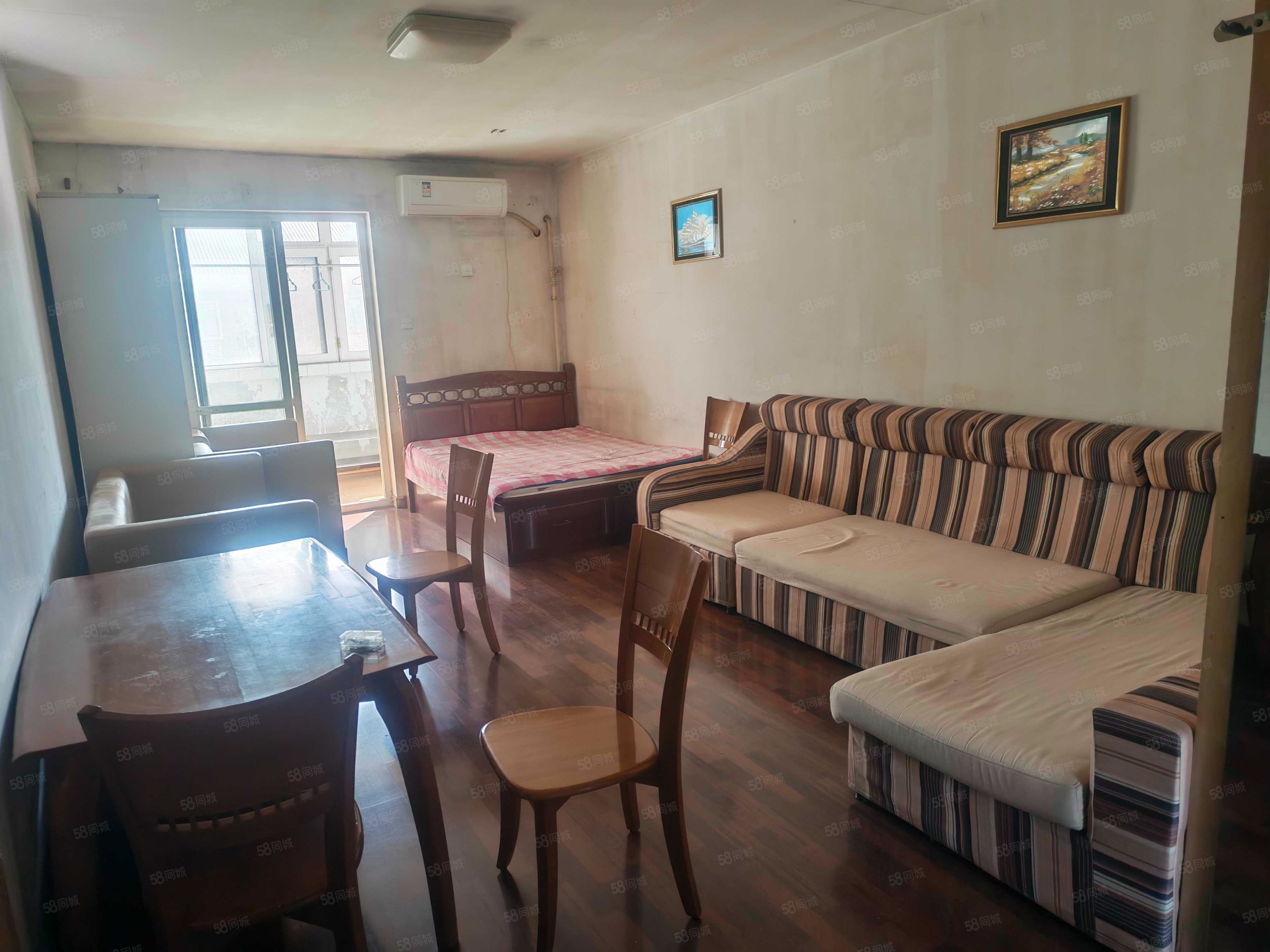 北小園1室1廳1衛(wèi)67.22㎡南180萬