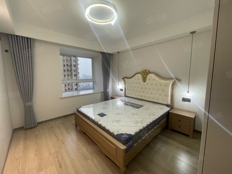 五岛湖公馆3室2厅1卫115㎡南北79.8万