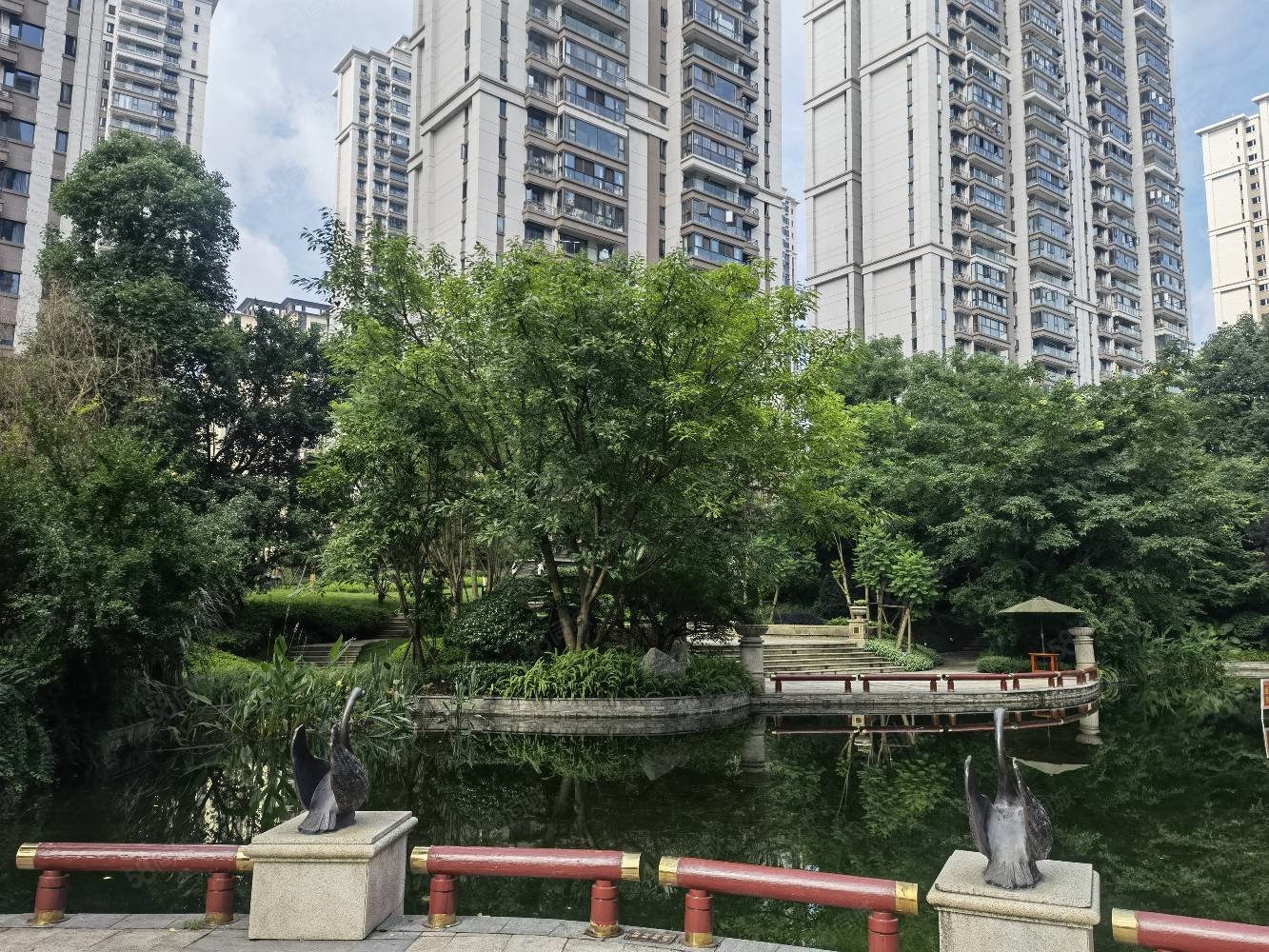 泸州恒大城3室2厅2卫126㎡东西94.8万