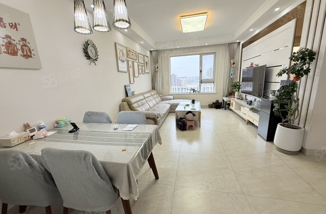 昌润莲城！莲湖新城！全天采光！3室2卫！送全屋家具家电！可谈