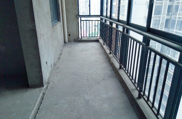 亲水河畔3室2厅132㎡43.8万二手房图片