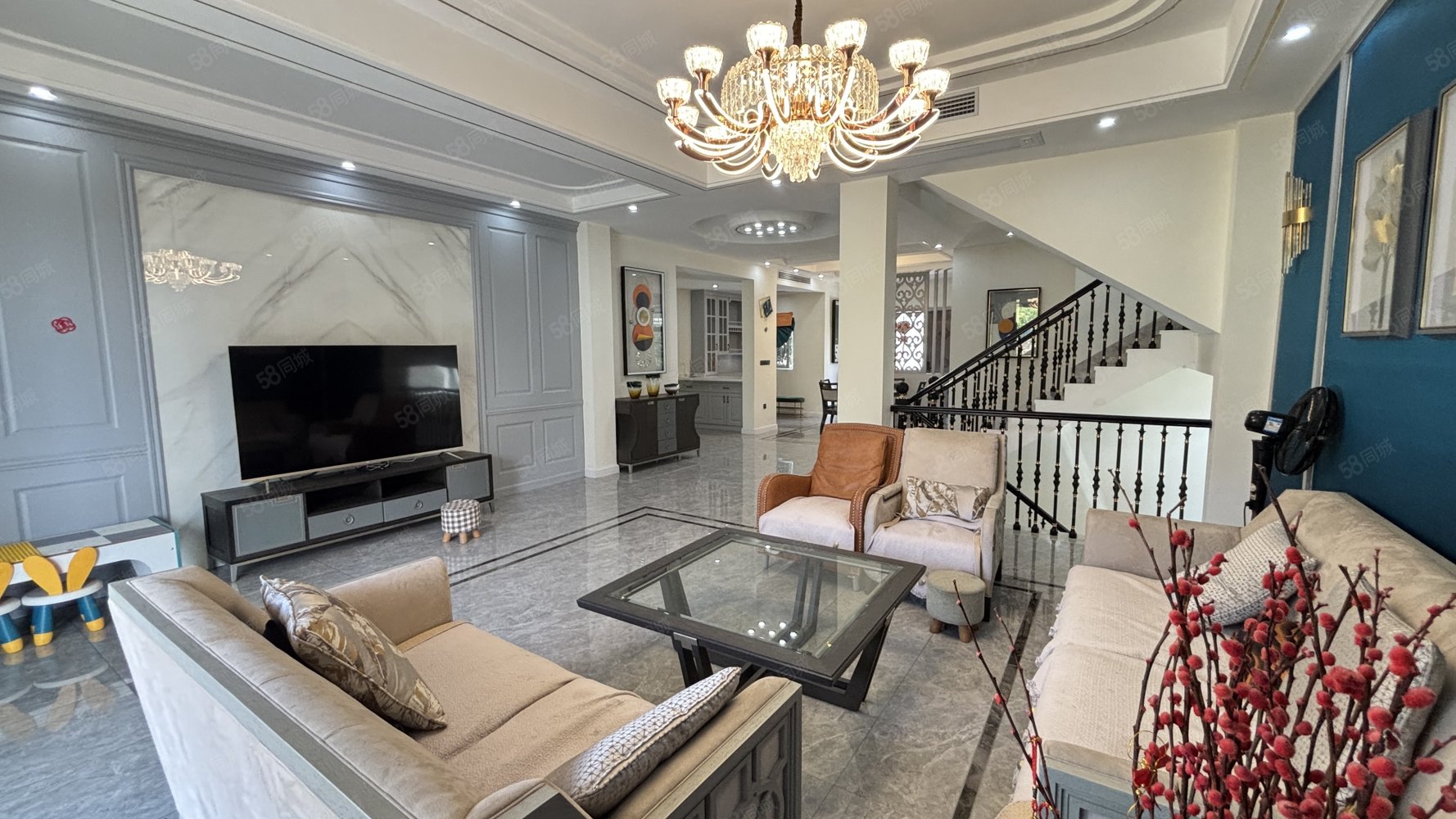 天屿花城((别墅)6室2厅6卫396㎡南北336万