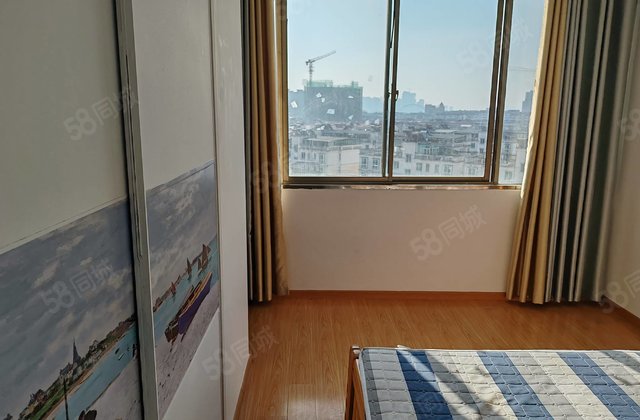 东方巴黎1室1厅51㎡35.8万二手房图片