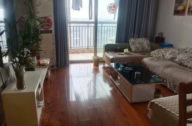 西湖馨苑 商品住宅 小区绿化高 中间楼层采光好 医疗配套成熟