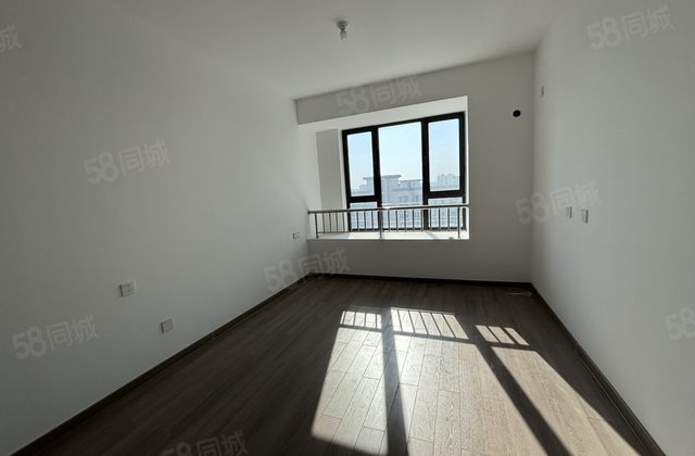 一实验，区政府城市玖玺北区，三室带车储动静分区，纯新房双阳台