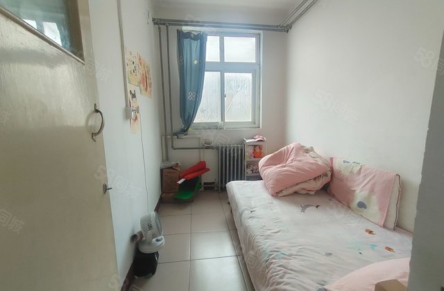 聊城市公安局家属院 小三居 停车方便 南北通透