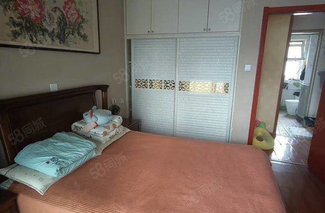 精装婚房 真实面积 免大税水岸花语 三室 急卖