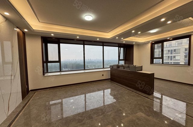 170平  东昌   精装修  四室朝阳 ！视野无遮