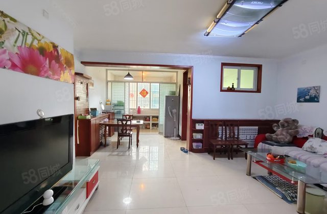 必看好房 明星二期 三室两厅一卫 临近公园超市医院 诚心出售