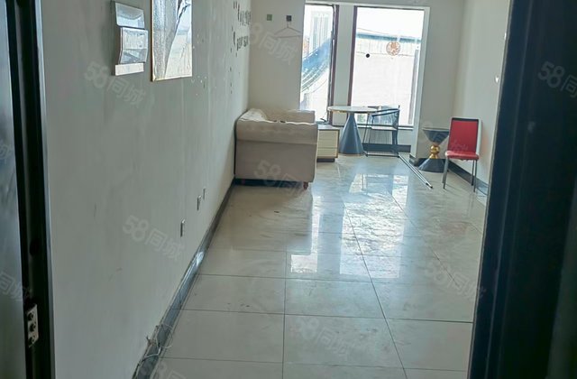 太平洋大厦1室1厅73.91㎡35万二手房图片