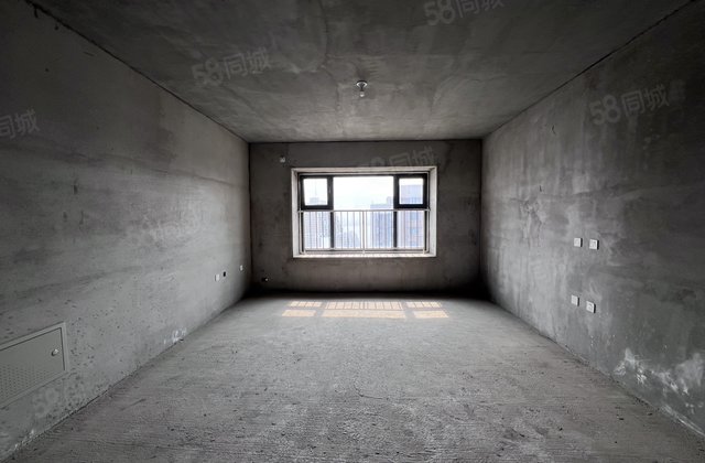 皓顺琨御3室2厅140㎡128万二手房图片