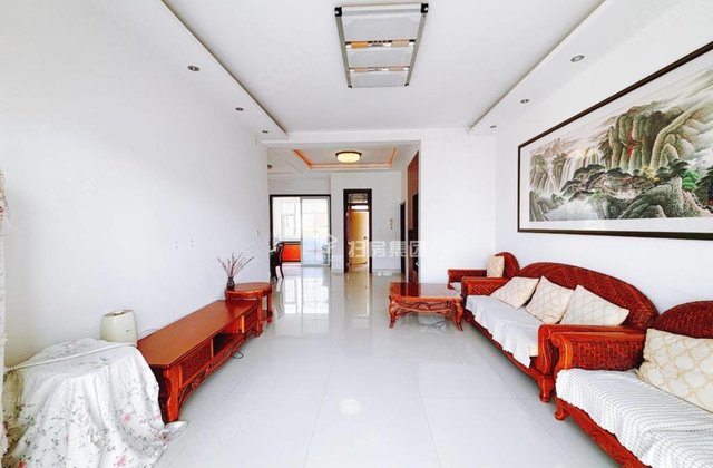 湖边电梯洋房，4室边户，有钥匙房子空置中，出门东昌路东昌华庭