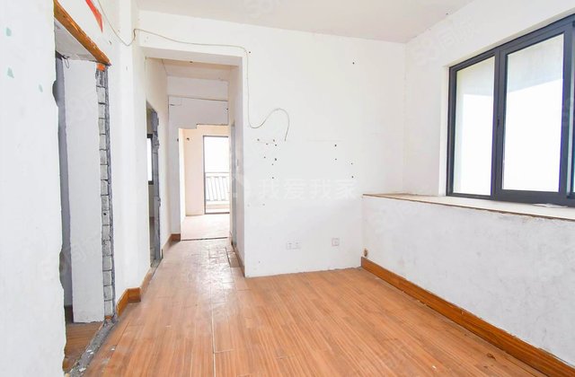 顺发康庄(公寓住宅)3室2厅83.3㎡165万二手房图片