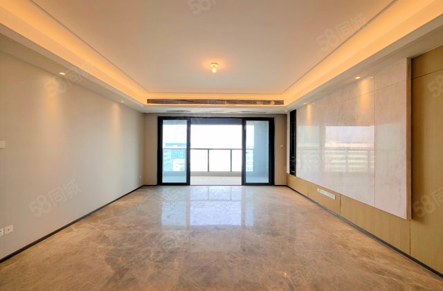 保利天空之城泊院4室2厅164㎡360万二手房图片