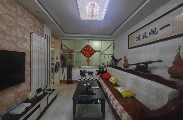 东昌中学 三楼 三室 边户南向双阳台 实用实际面积大