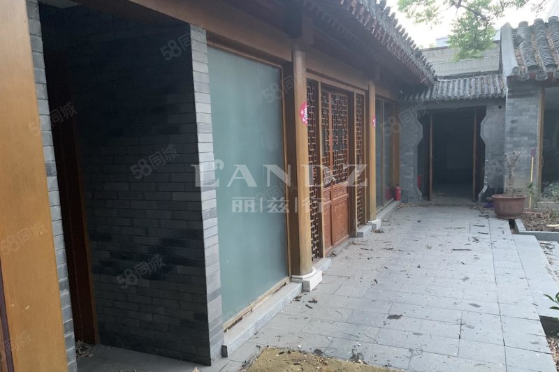 光明胡同小區(qū)1室1廳0衛(wèi)596㎡南15000萬