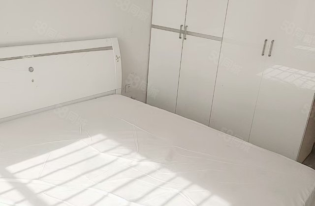 香江西水城雅居88平二室二厅一卫带储有证无大税