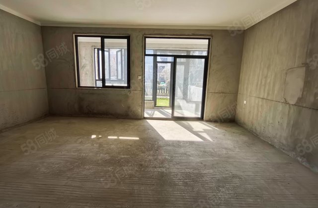 湖畔春晓3室2厅131㎡176万二手房图片