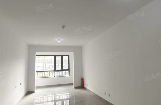 吾悦广场新房未住  实验3室2厅双阳台东医桂馨苑松桂路  对