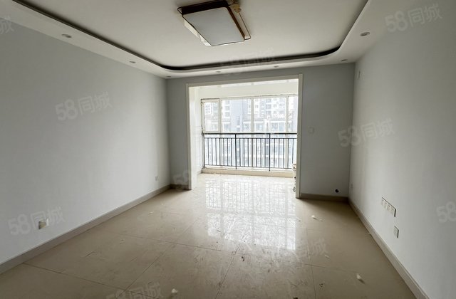 西湖馨苑 望湖 精装修 免大税带储藏室 ，电梯房 婚房