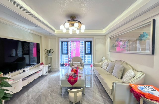 中建悦和城4室2厅130㎡140万二手房图片