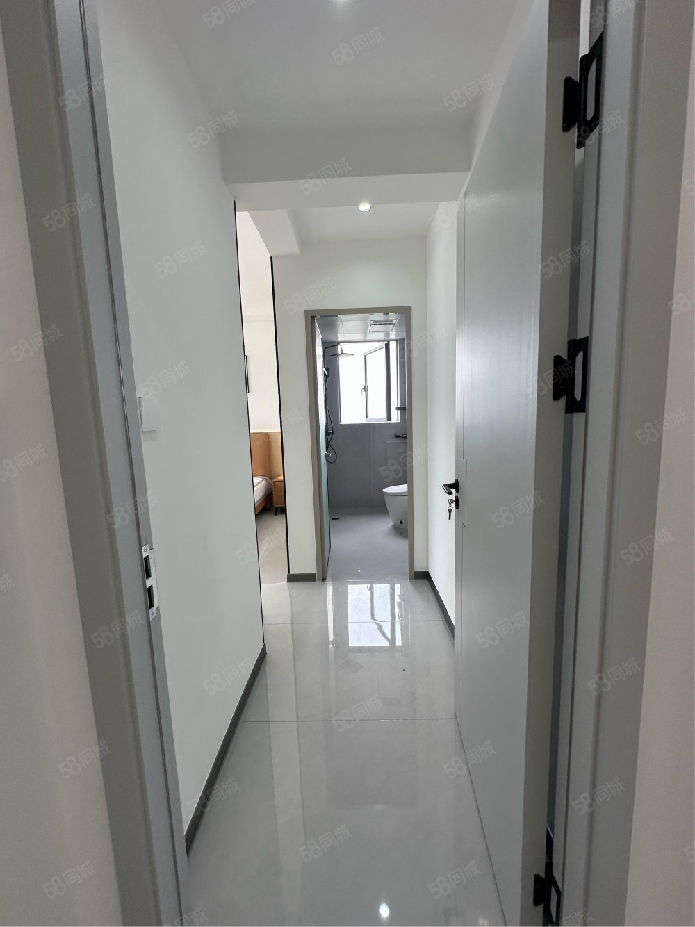 航旅和润居3室2厅2卫110.87㎡南北64.8万