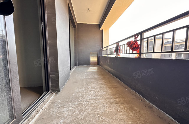 融创河洛宸院3室2厅132㎡60万二手房图片