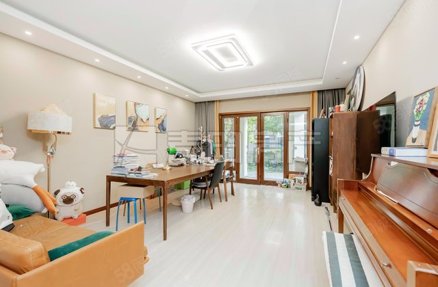 四季香山2室2厅108㎡910万二手房图片