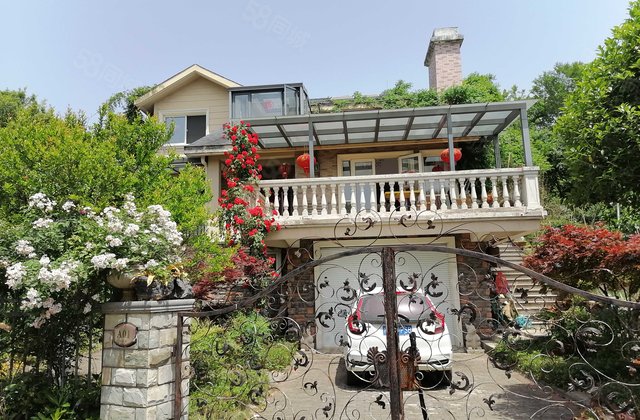 香泉湖度假中心(别墅)5室2厅4卫5室2厅4卫300㎡南共1层香泉湖度假中心