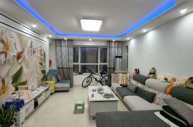 华建一街区 精装修 送储免大税 边户 中间楼层 户型方正随看