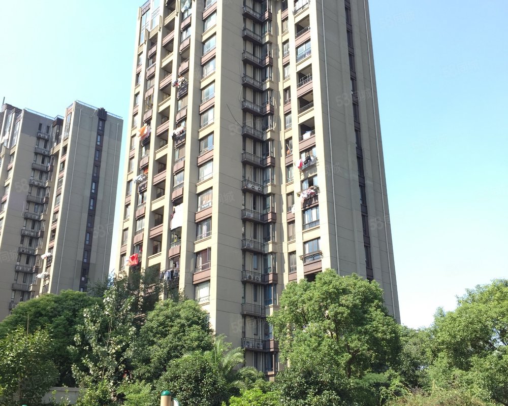 浦东绿地香颂公寓住宅