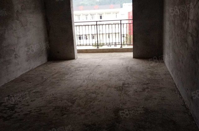 丹水尚城3室2厅111.96㎡35万二手房图片