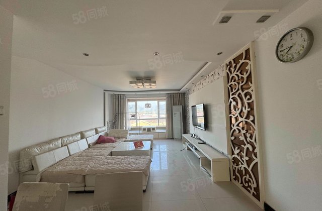 柏林山水3室2廳2衛(wèi)128.58㎡南北221萬(wàn)