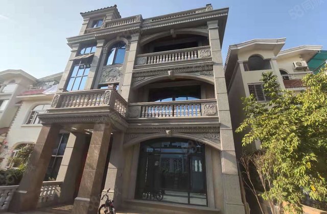 莲花别墅 南北通透 赠送超大前后花园 可公积金 带学位,北环东路-广州