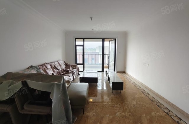 徒骇河畔 碧桂园翡丽湾 精装4室带车位 免大税 随时看房