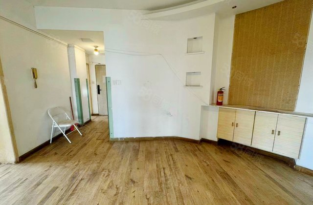 天仁雅居4室2厅154.89㎡182万二手房图片