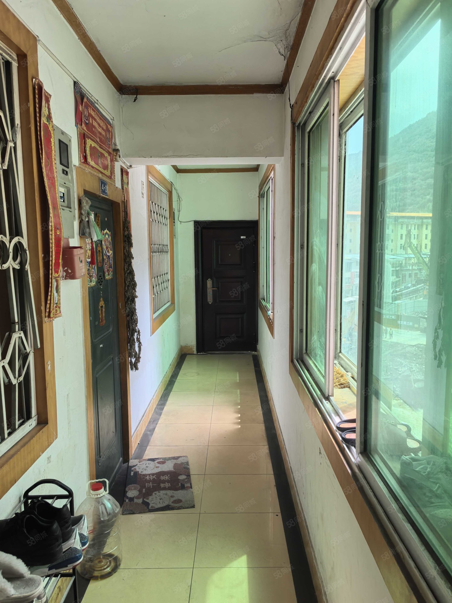 马尔康市税务局家属院3室2厅1卫129.76㎡南87万