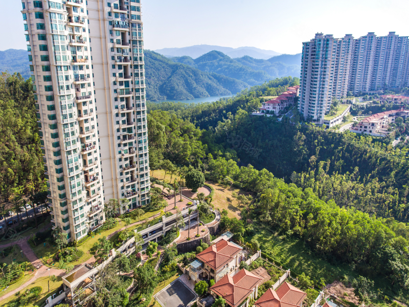 凯茵新城天誉3室2厅2卫144㎡南300万