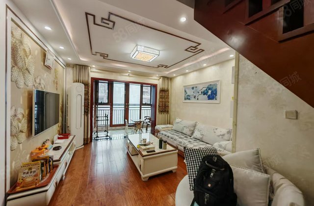 徒骇河 复试电梯洋房67 送露台 免大税带车位储 水岸花语