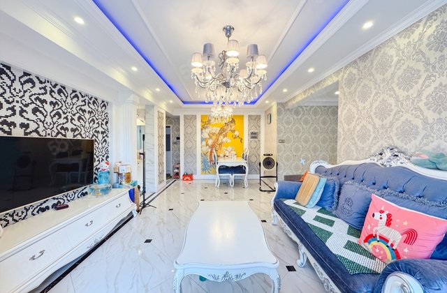 绿地锦悦名邸4室2厅150.8㎡375万二手房图片