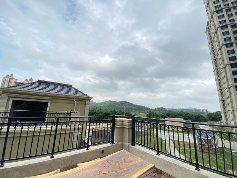 (畔山中心城)法式双拼别墅,港珠澳后花园.