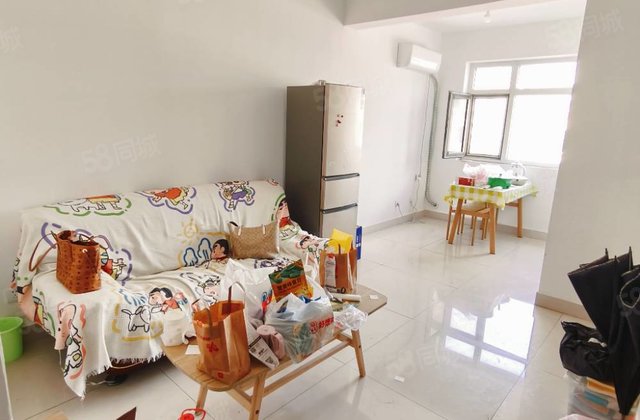 文轩八中，外国语对过，羡林苑商品电梯房一梯两户，龙山花园，免