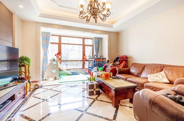 興創(chuàng)屹墅2室2廳2衛(wèi)147.73㎡南北1100萬(wàn)