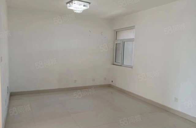 佳苑新城的电梯小三居 采光充足 房龄新 板楼 满足刚需需求送